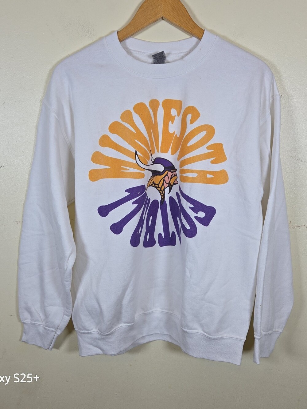 The Dallas Family hippy retro Minnesota Vikings football Sweatshirt Size Medium